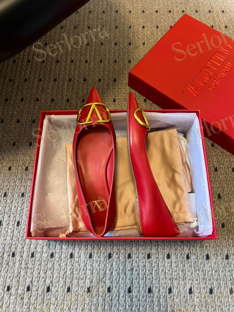 VALENTINO GARAVANI VLOGO POINT-TOE FLATS