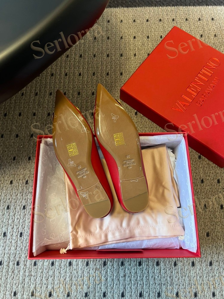 VALENTINO GARAVANI VLOGO POINT-TOE FLATS