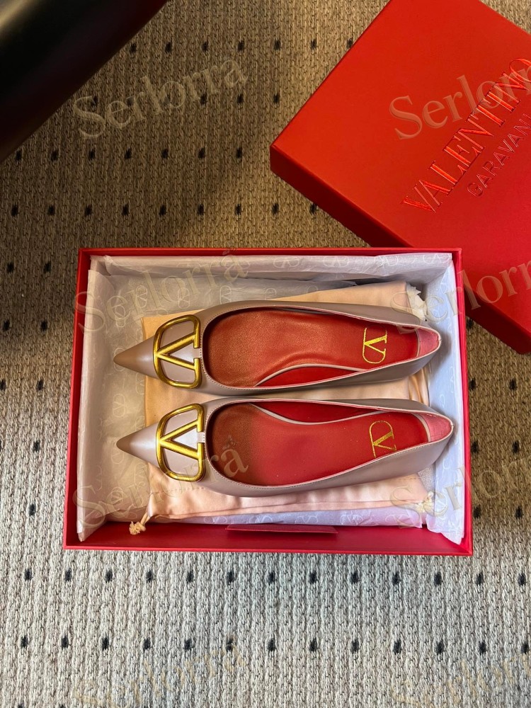 VALENTINO GARAVANI VLOGO POINT-TOE FLATS