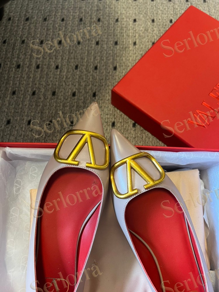 VALENTINO GARAVANI VLOGO POINT-TOE FLATS