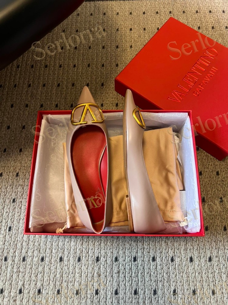 VALENTINO GARAVANI VLOGO POINT-TOE FLATS