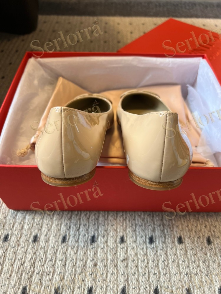 VALENTINO GARAVANI VLOGO POINT-TOE FLATS