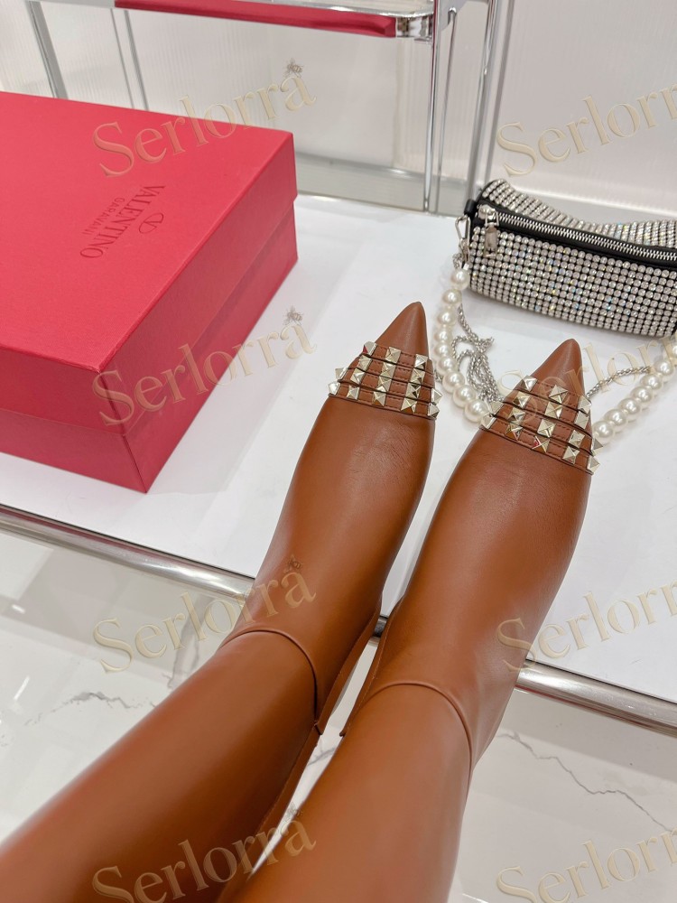 VALENTINO GARAVANI ROCKSTUD POINTED-TOE ANKLE BOOTS