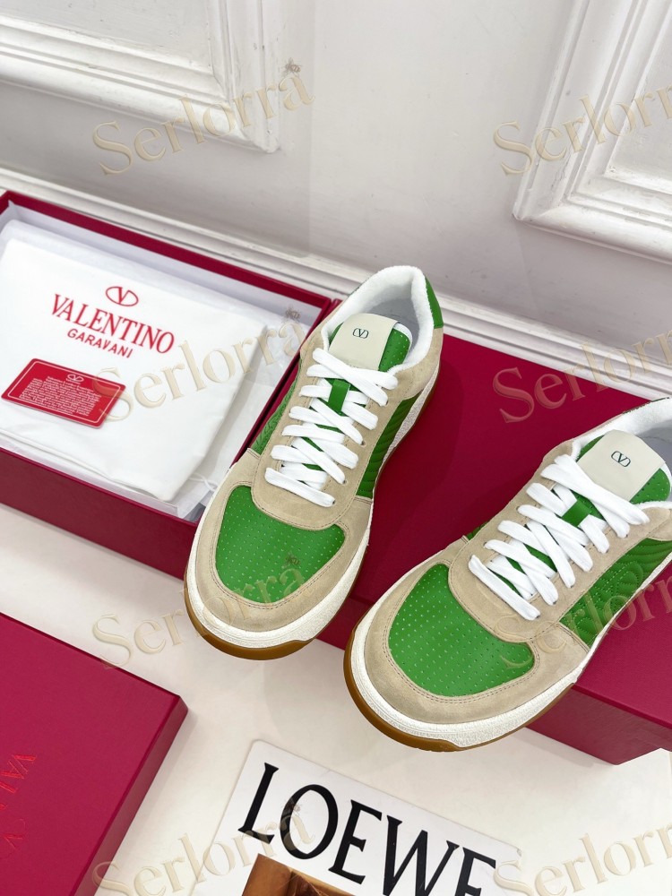 VALENTINO GARAVANI SPARRY LOW-TOP SNEAKERS