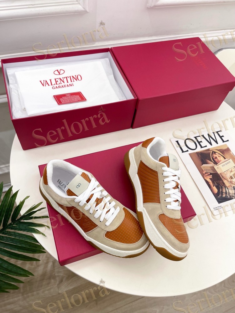 VALENTINO GARAVANI SPARRY LOW-TOP SNEAKERS