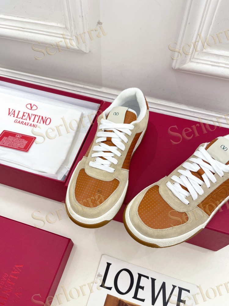 VALENTINO GARAVANI SPARRY LOW-TOP SNEAKERS