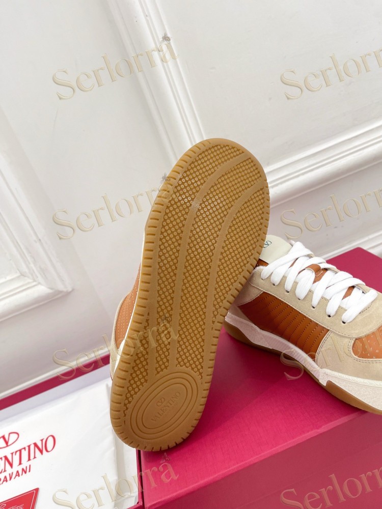 VALENTINO GARAVANI SPARRY LOW-TOP SNEAKERS