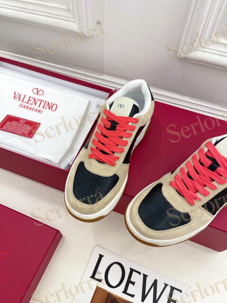 VALENTINO GARAVANI SPARRY LOW-TOP SNEAKERS