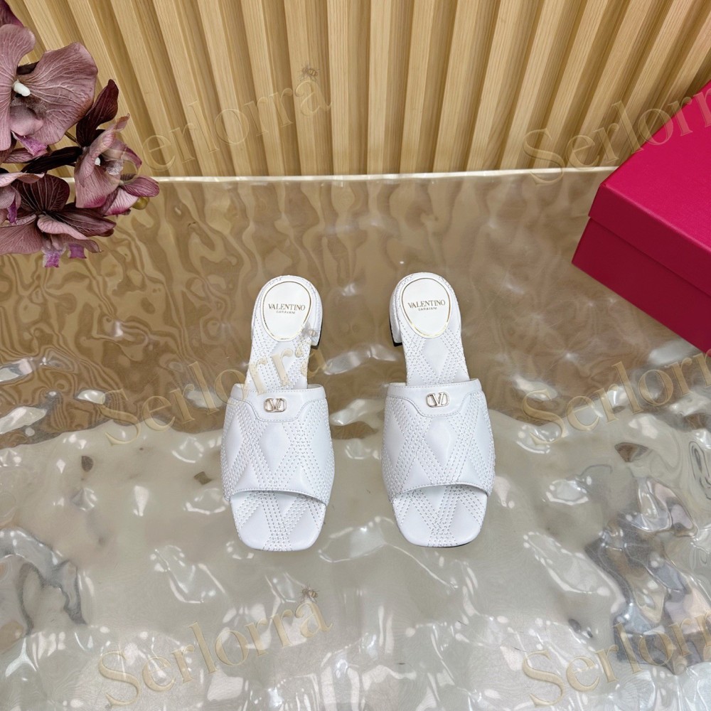 VALENTINO GARAVANI VLOGO QUILTED LEATHER SLIDE SANDALS
