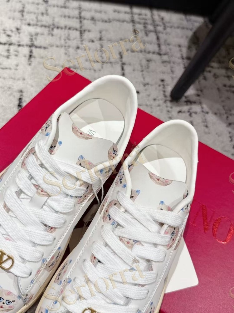 VALENTINO GARAVANI VLOGO PRINT LEATHER LOW-TOP SNEAKERS