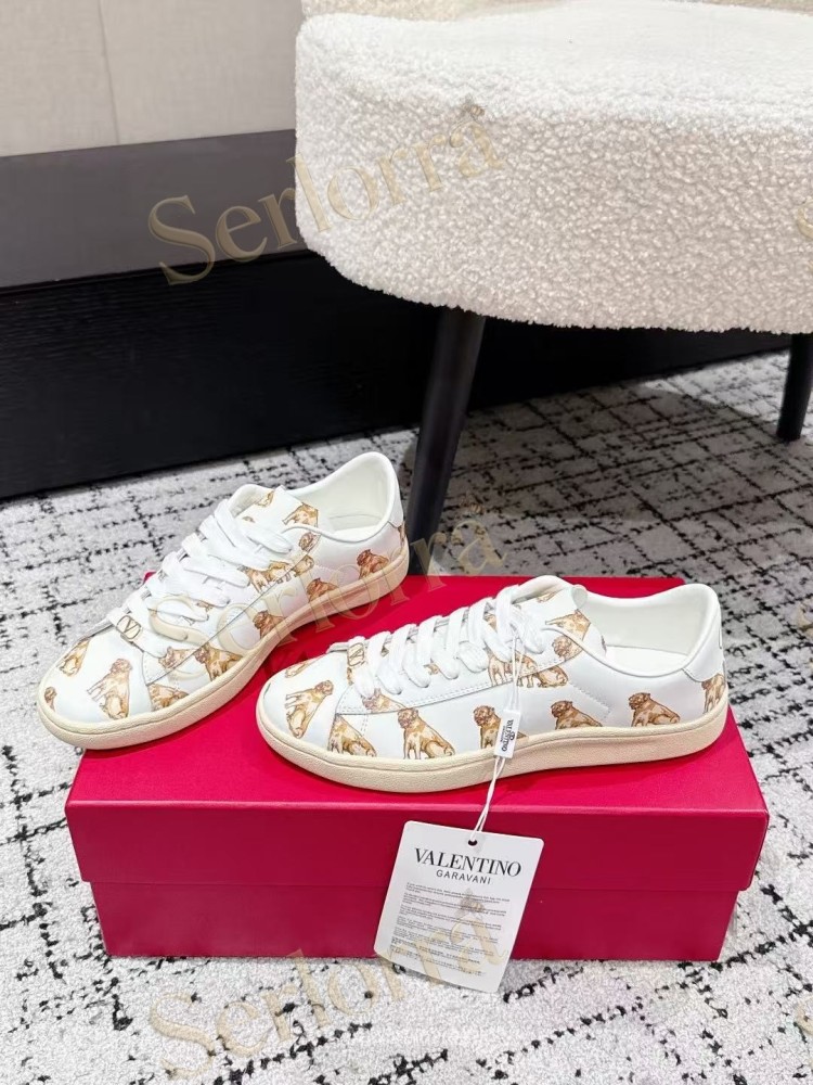 VALENTINO GARAVANI VLOGO PRINT LEATHER LOW-TOP SNEAKERS
