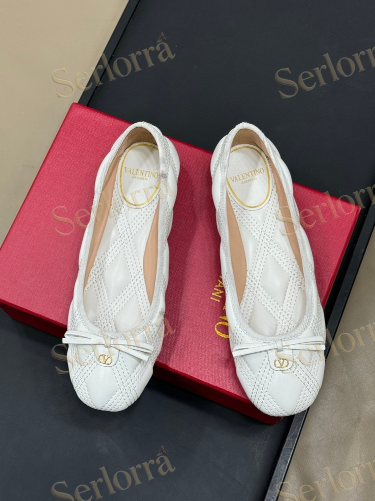 VALENTINO GARAVANI VLOGO QUILTED BALLERINA FLATS