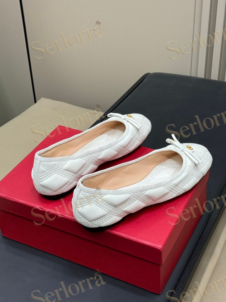 VALENTINO GARAVANI VLOGO QUILTED BALLERINA FLATS