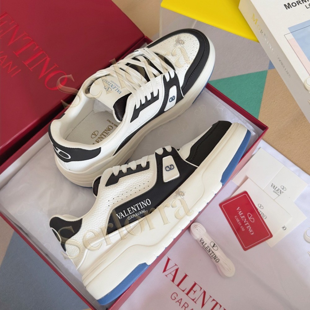 VALENTINO GARAVANI VLOGO LOW-TOP SNEAKERS