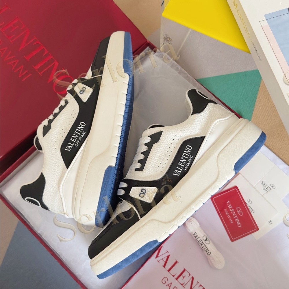 VALENTINO GARAVANI VLOGO LOW-TOP SNEAKERS