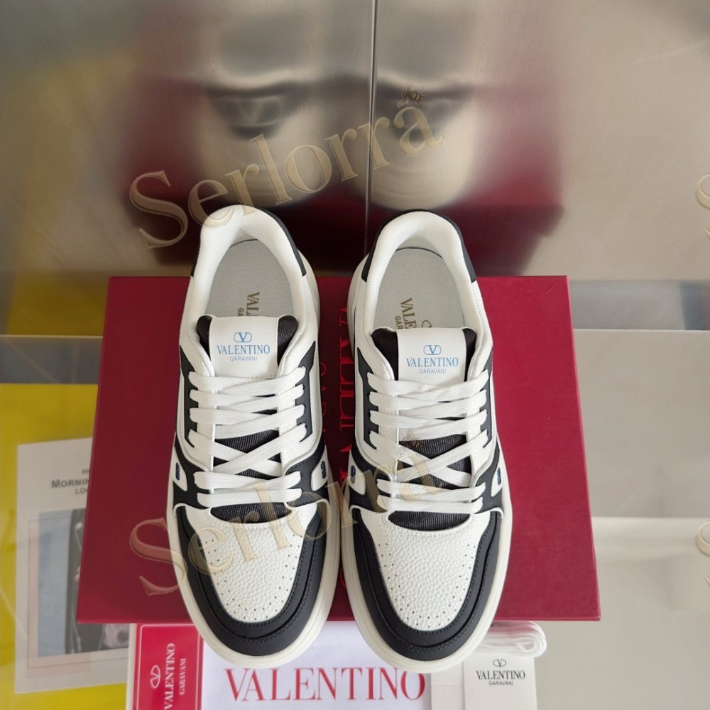 VALENTINO GARAVANI VLOGO LOW-TOP SNEAKERS