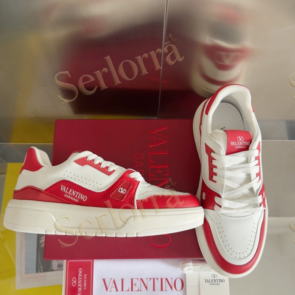 VALENTINO GARAVANI VLOGO LOW-TOP SNEAKERS