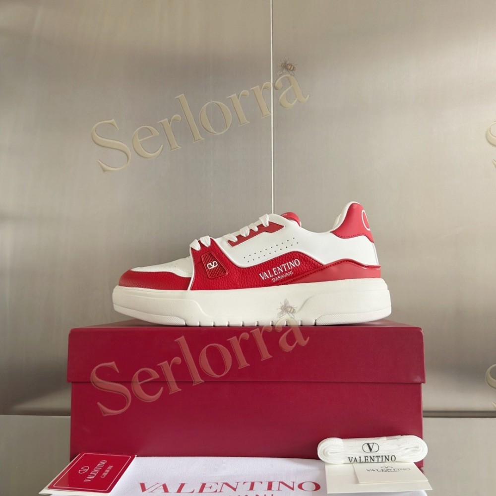 VALENTINO GARAVANI VLOGO LOW-TOP SNEAKERS