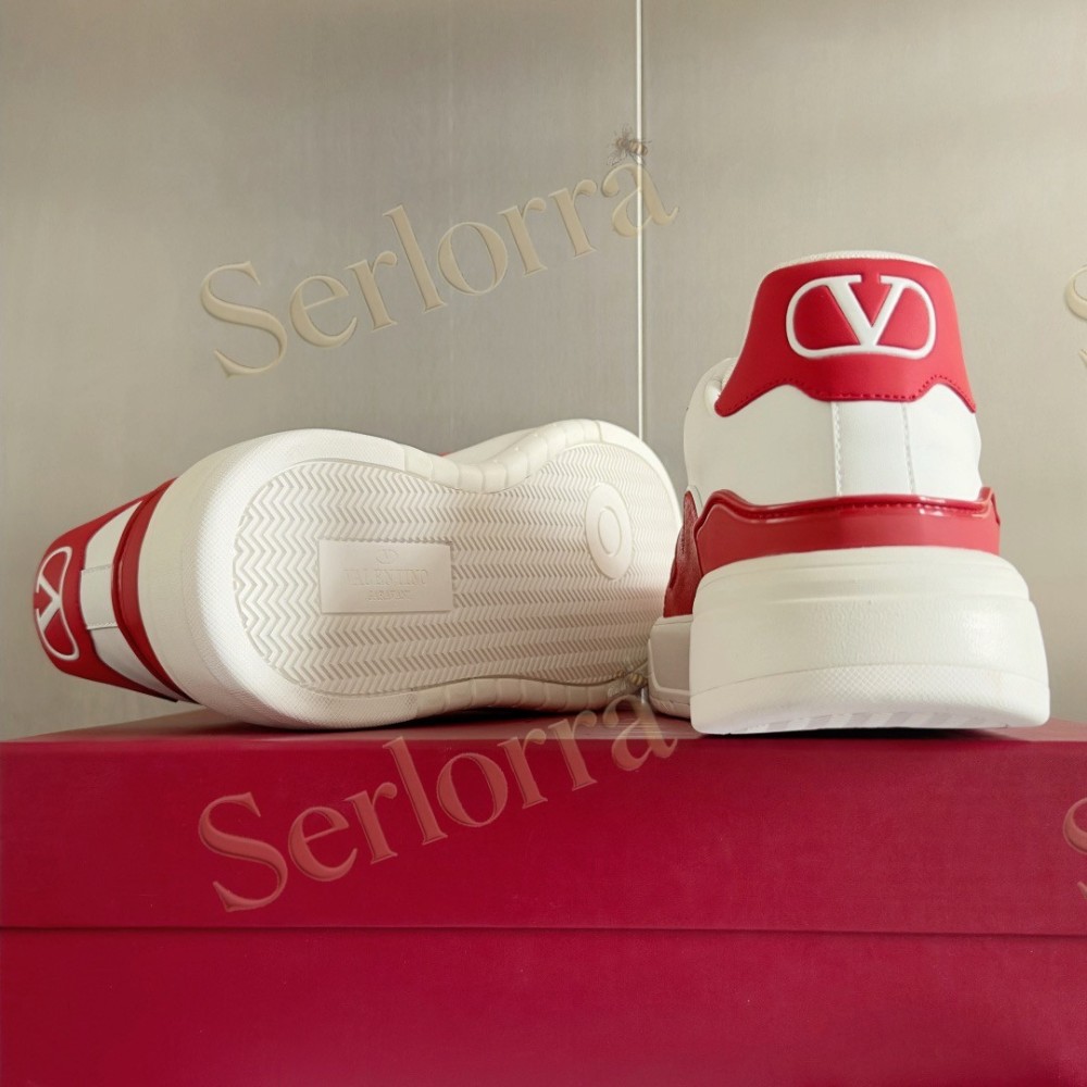 VALENTINO GARAVANI VLOGO LOW-TOP SNEAKERS