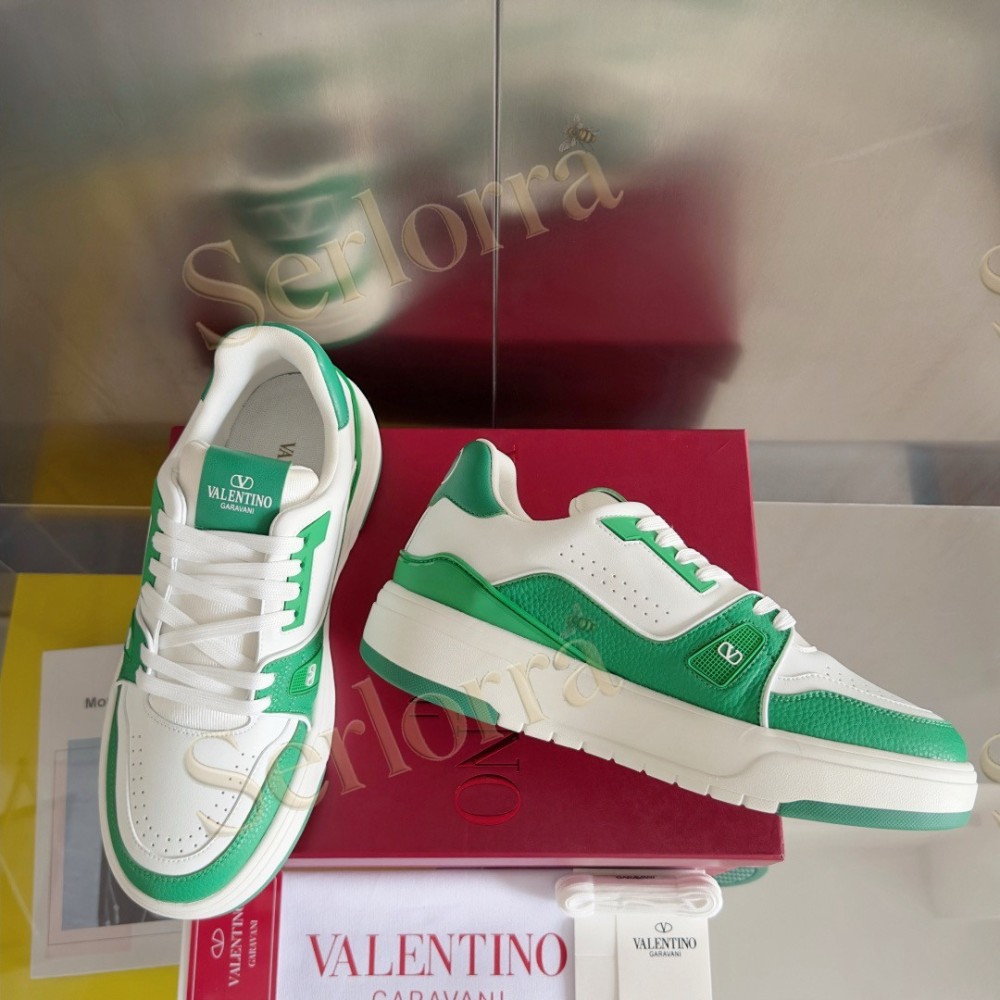 VALENTINO GARAVANI VLOGO LOW-TOP SNEAKERS