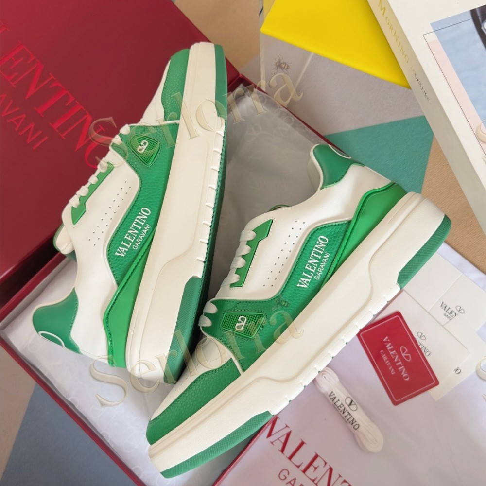 VALENTINO GARAVANI VLOGO LOW-TOP SNEAKERS