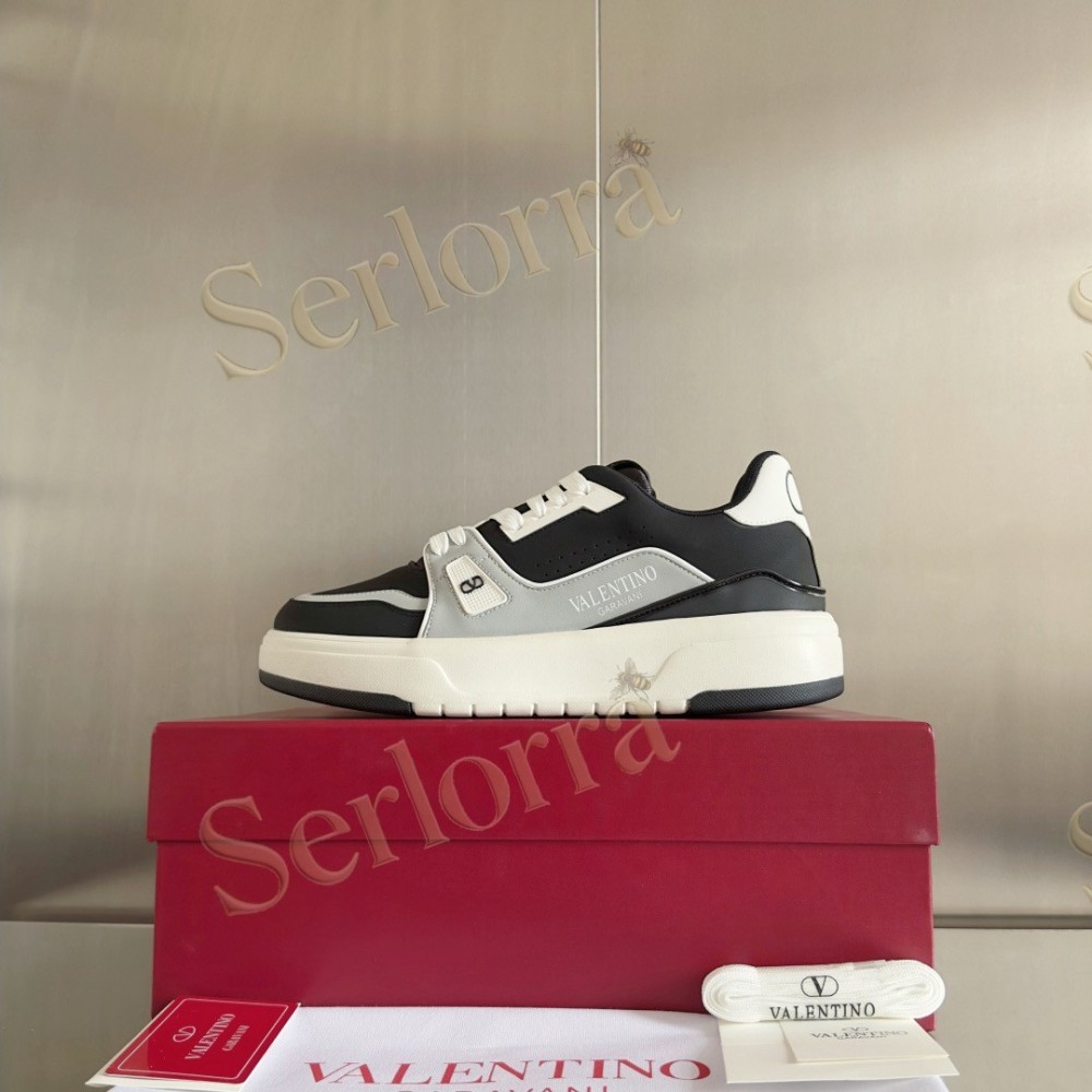 VALENTINO GARAVANI VLOGO LOW-TOP SNEAKERS