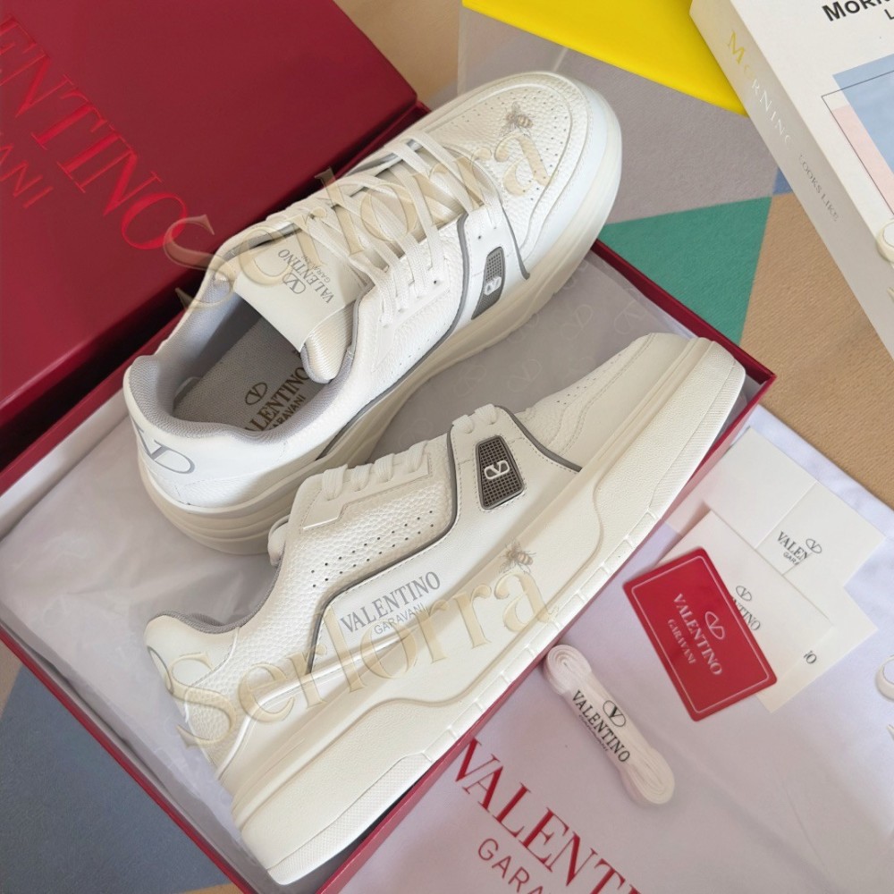 VALENTINO GARAVANI VLOGO LOW-TOP SNEAKERS