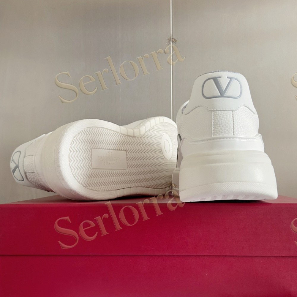 VALENTINO GARAVANI VLOGO LOW-TOP SNEAKERS