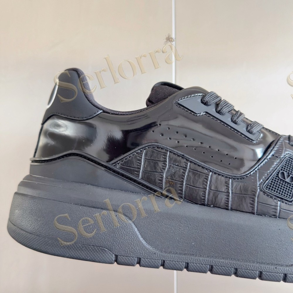 VALENTINO GARAVANI VLOGO LOW-TOP SNEAKERS