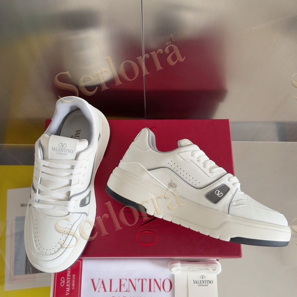 VALENTINO GARAVANI VLOGO LOW-TOP SNEAKERS