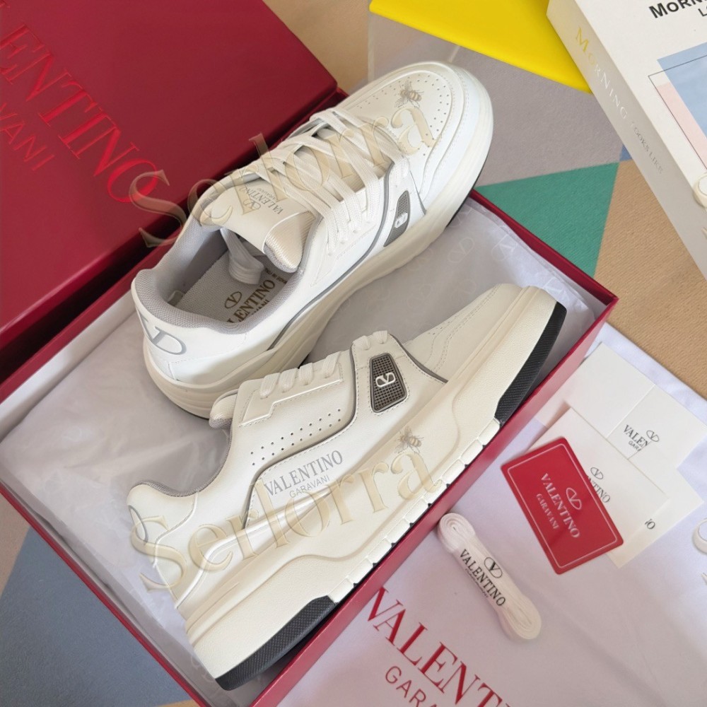 VALENTINO GARAVANI VLOGO LOW-TOP SNEAKERS