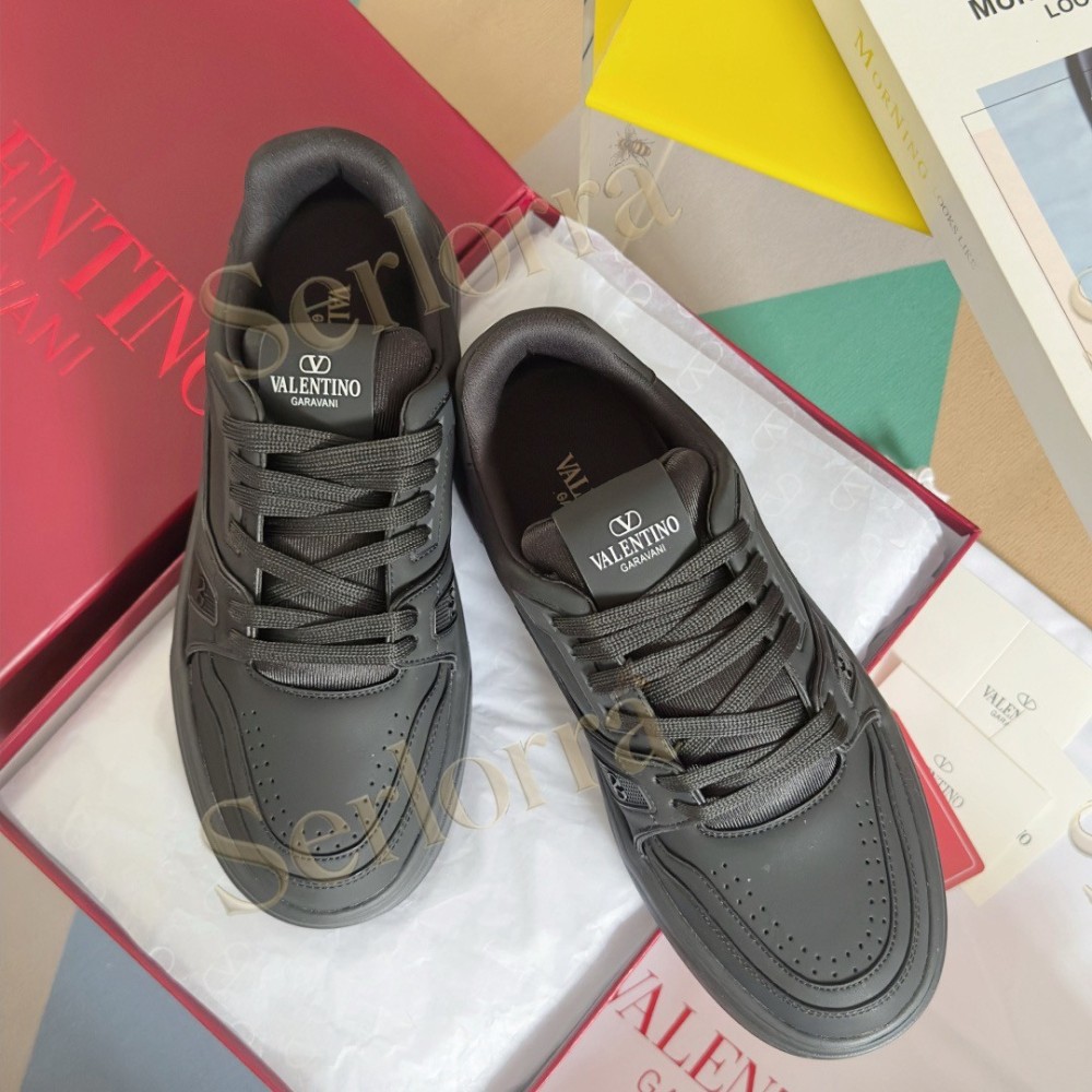 VALENTINO GARAVANI VLOGO LOW-TOP SNEAKERS