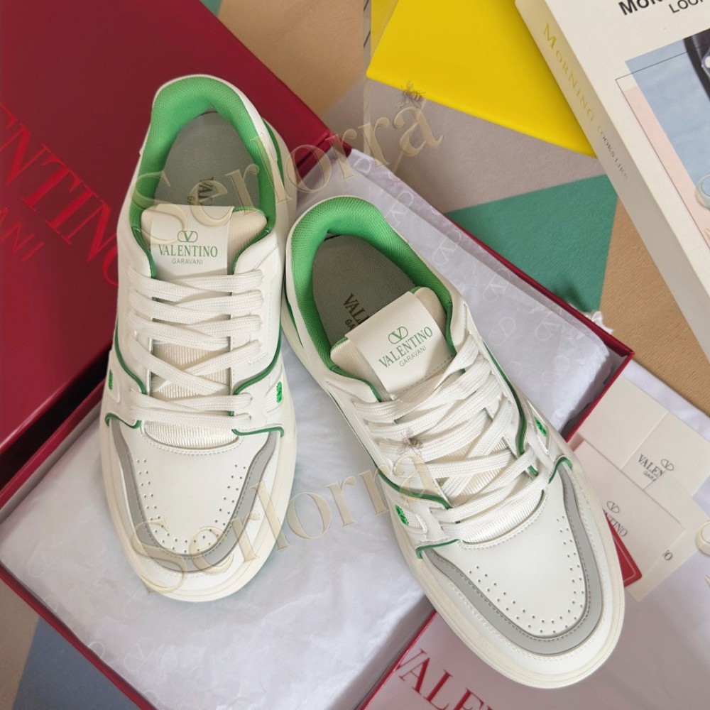 VALENTINO GARAVANI VLOGO LOW-TOP SNEAKERS