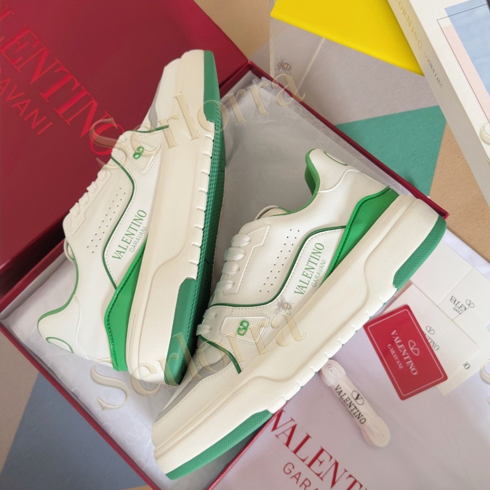 VALENTINO GARAVANI VLOGO LOW-TOP SNEAKERS