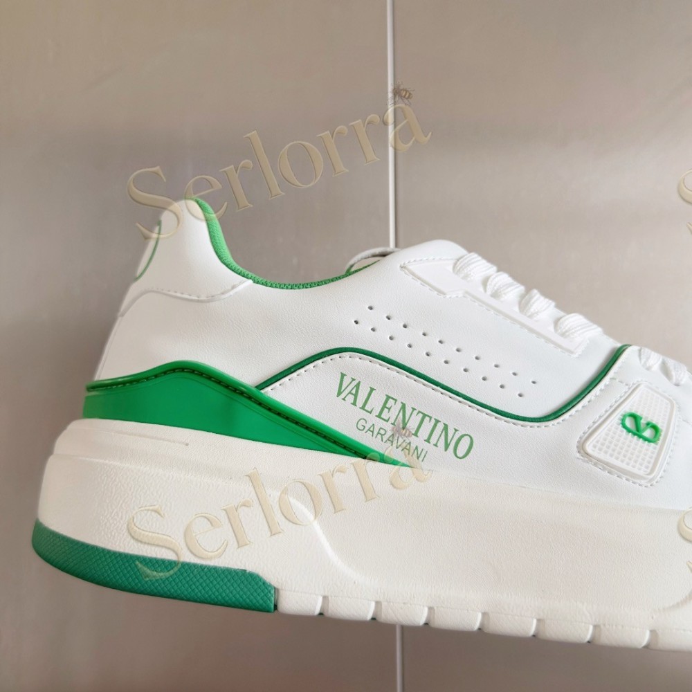 VALENTINO GARAVANI VLOGO LOW-TOP SNEAKERS