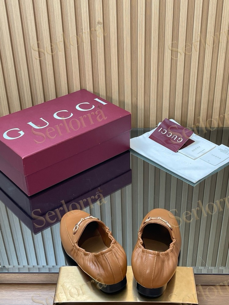 GUCCI INTERLOCKING G RUCHED LEATHER LOAFERS