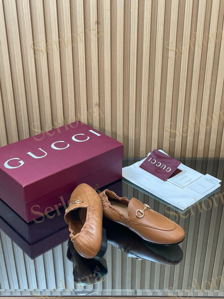 GUCCI INTERLOCKING G RUCHED LEATHER LOAFERS