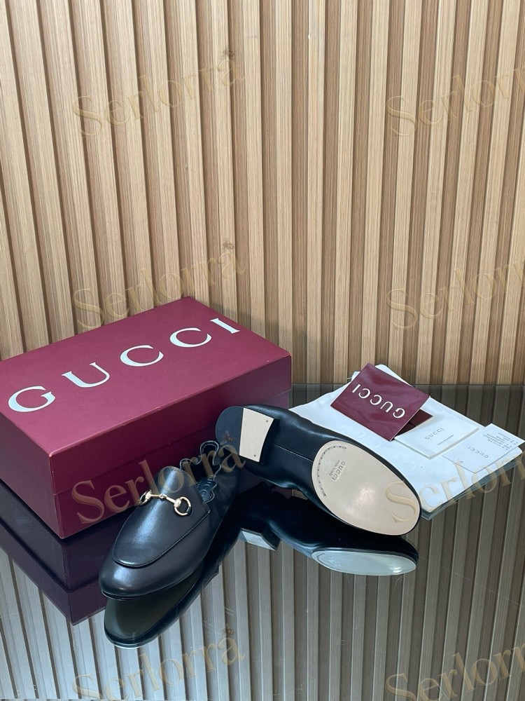 GUCCI INTERLOCKING G RUCHED LEATHER LOAFERS