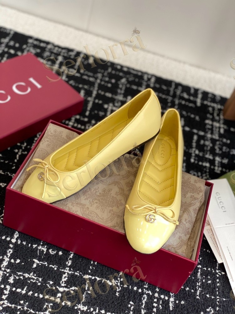 GUCCI BOW INTERLOCKING G PATENT LEATHER BALLET FLATS