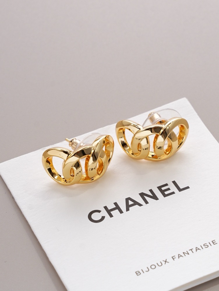 CHANEL INTERLOCKING CC LOGO STUD EARRINGS, GOLD-TONE METAL