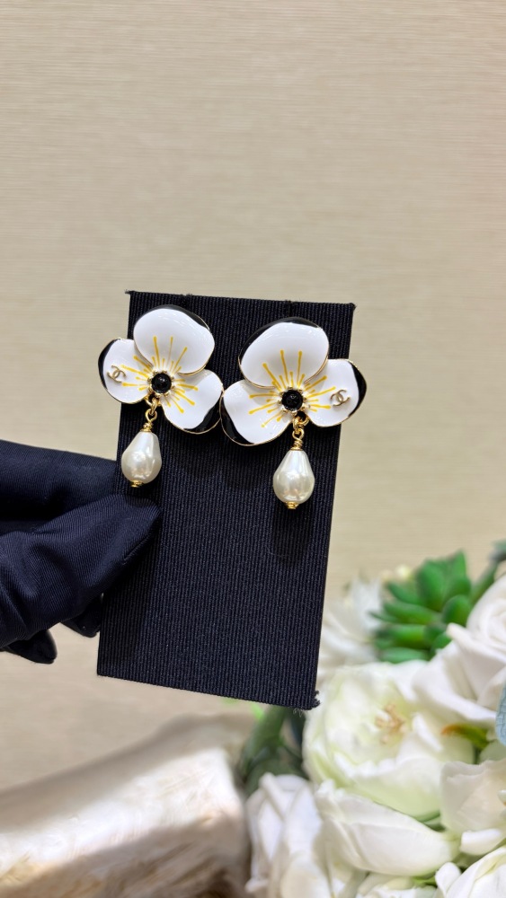 CHANEL ENAMEL FLOWER DROP PEARL EARRINGS