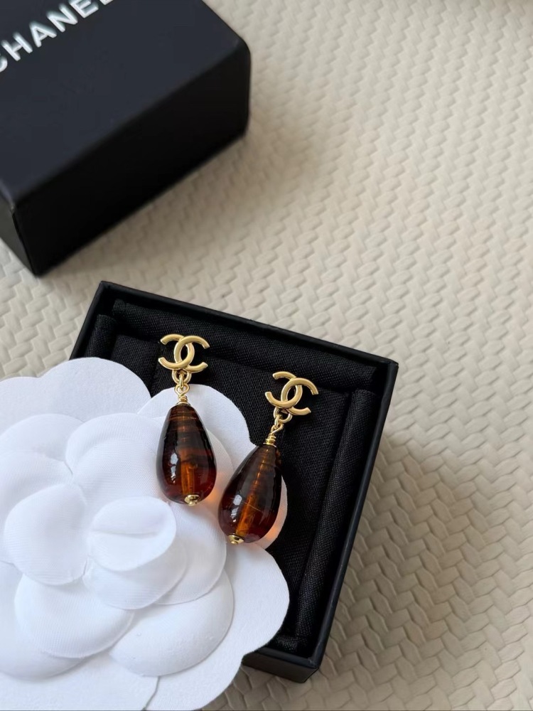 CHANEL CC LOGO TEARDROP TIGER'S‑EYE DROP EARRINGS