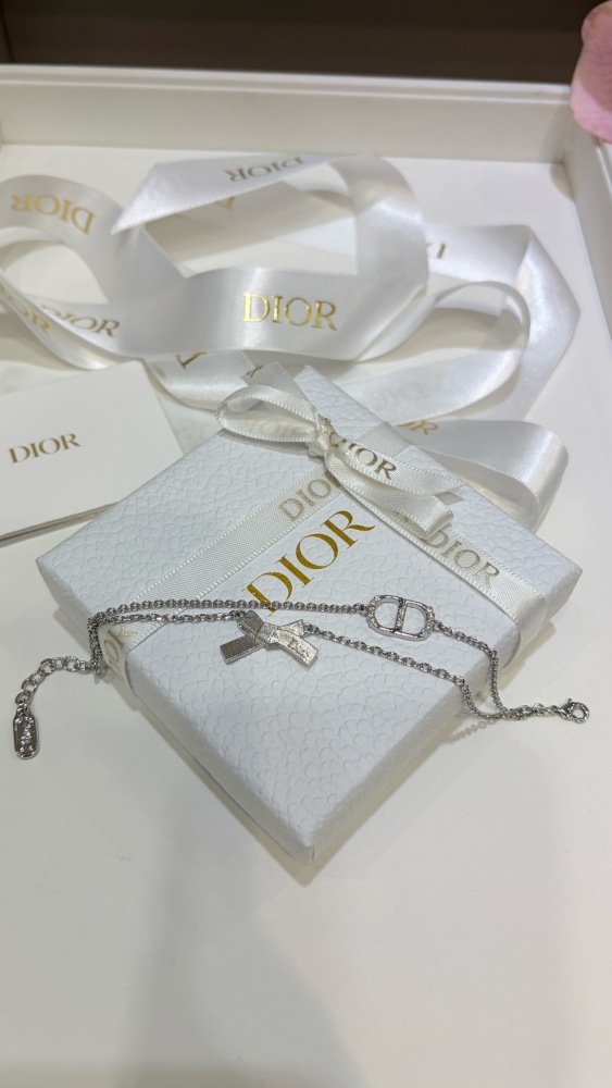 DIOR CD LOGO BOW DOUBLE‑CHAIN SILVER‑TONE BRACELET