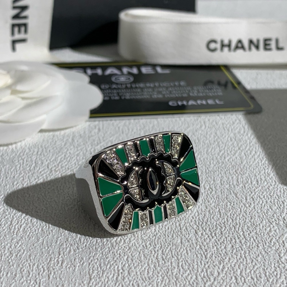 CHANEL CC LOGO GREEN ENAMEL CRYSTAL WIDE STATEMENT RING