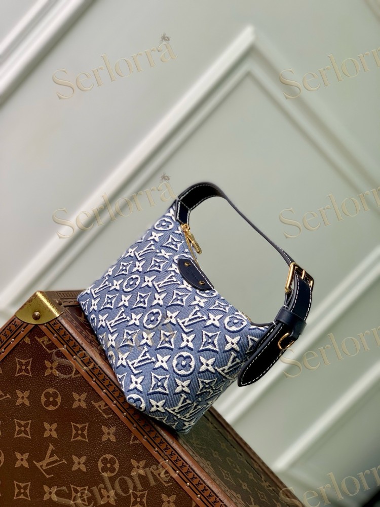 LOUIS VUITTON DENIM HILLS POCHETTE