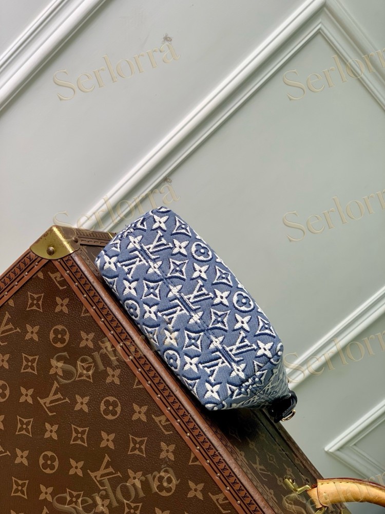LOUIS VUITTON DENIM HILLS POCHETTE