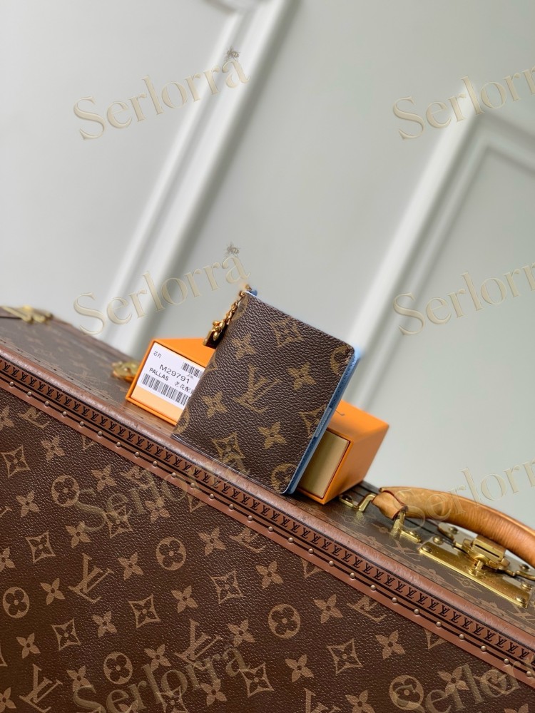 LOUIS VUITTON MONOGRAM CANVAS PASSPORT COVER