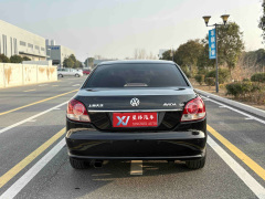 2011 Volkswagen Lavida 1.6L Auto Comfort | 150000KM Black/Beige Used Sedan For Export