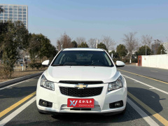 2013 Chevrolet Cruze Hatchback 1.6T AT | 112000KM White Used Car For Export