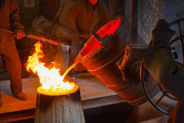 Casting Process - Bentonite Clay Toothpaste Manufacturer